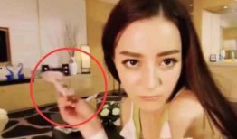 女明星朋友爆料囧事视频,一场尴尬的时尚秀